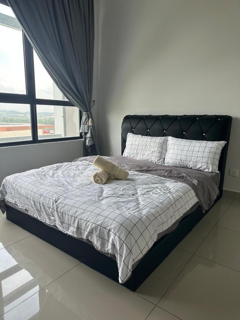 Conezion, Goft View Mid Floor, Beside Ioi Mall, Opposite Hospital Serdang, Beside Uniteen And Upm, Putrajay *